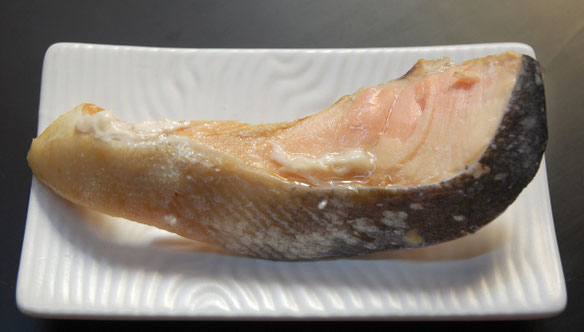 荒巻鮭の鶏ハム - 魚健ブログ掲載写真 4