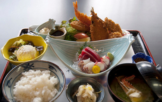 魚健 / 吉井本店ランチ-2 - 魚健ブログ掲載写真 2